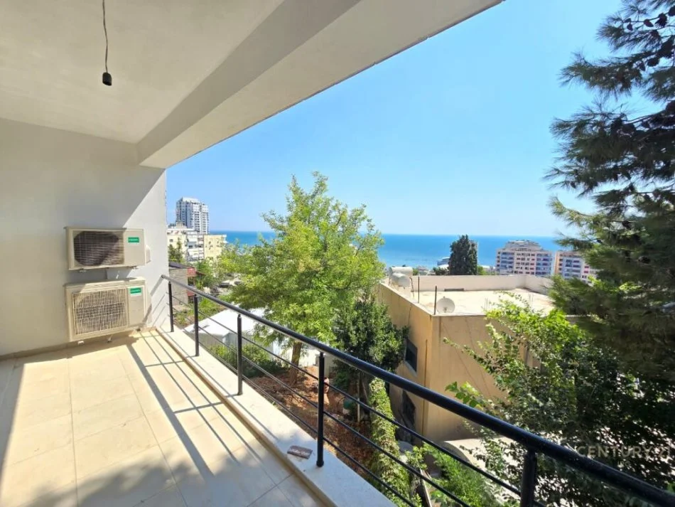 Durres, shitet apartament 2+1+Ballkon Kati 2, 109 m² 160.000 € (Vila e Zogut Durrës)