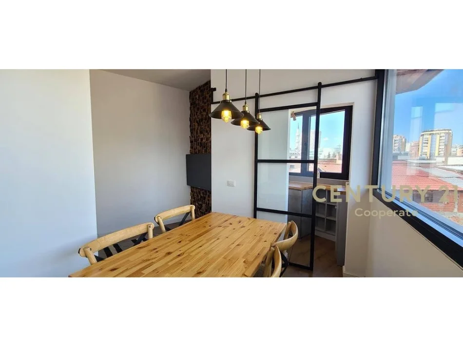 Tirane, shes apartament 2+1 Kati 5, 95 m² 331.674 € (Rruga e Elbasanit)