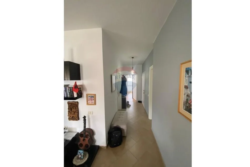 Tirane, shitet apartament 2+1 Kati 5, 80 m² 205.000 € (Marqinet 1)