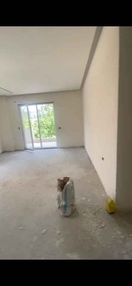 Tirane, shitet apartament 2+1, Kati 6, 117 m2 99,500 € (Kamez)