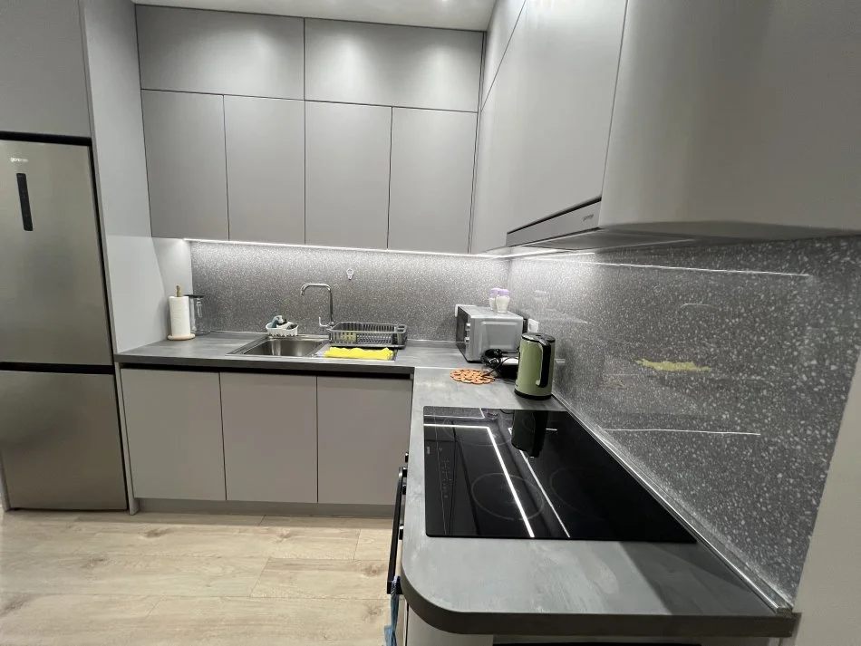 Tirane, shitet apartament 2+1+Ballkon Kati 4, 94 m² 161.600 € (Tirana Entry 1)