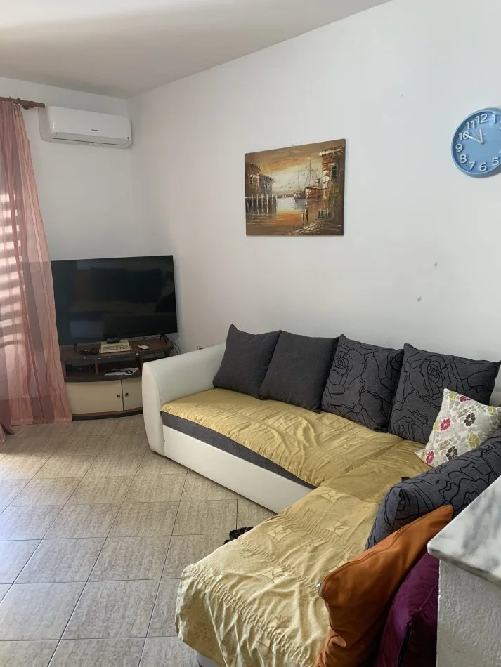 Golem, apartament ne plazh 40€ nata