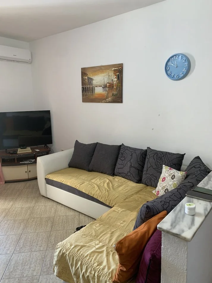 Golem, apartament ne plazh 40€ nata