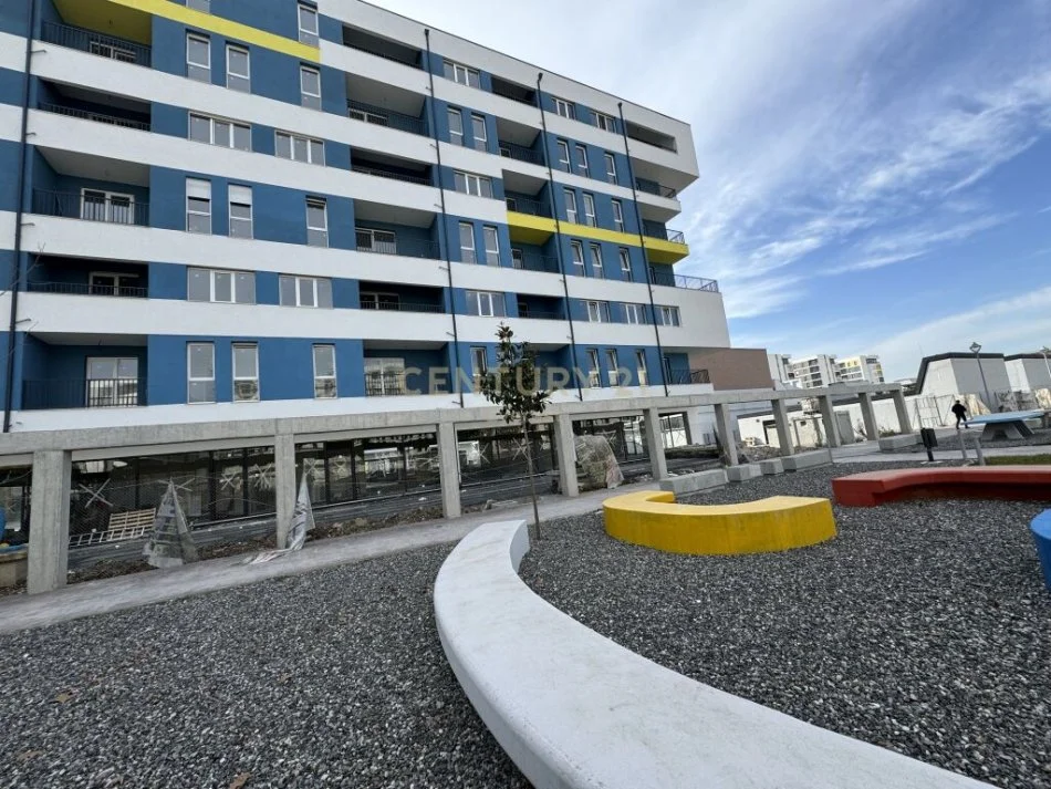 Tirane, shitet apartament 2+1 Kati 3, 89 m² 114.000 € (Univers City)