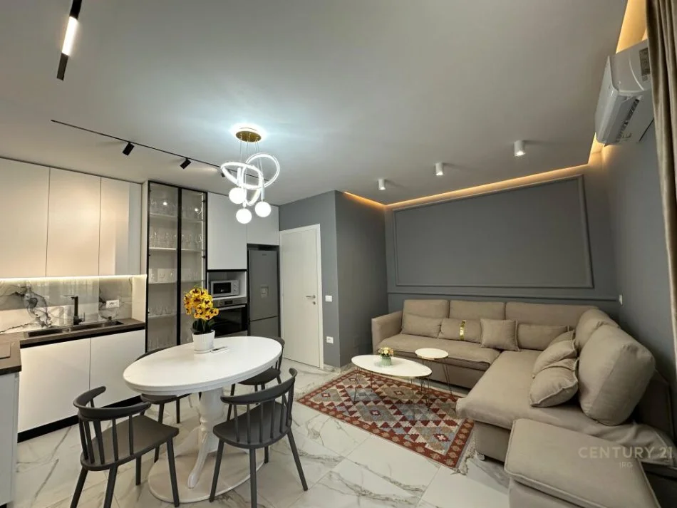 Tirane, jepet me qera apartament 1+1 Kati 5, 78 m² 850 € (Rruga e Bogdaneve)