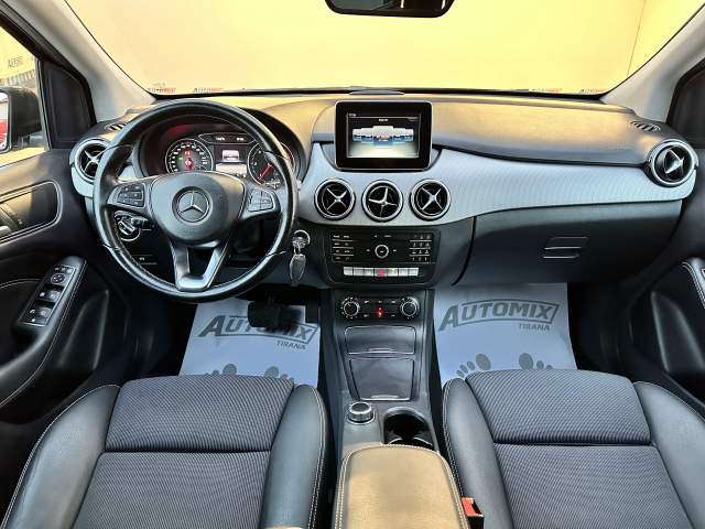 Tirane, shes makine Mercedes-Benz B-180 Viti 2016, 12.600 Euro