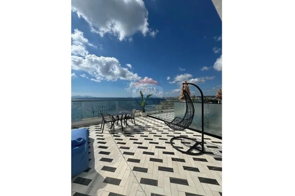 Vlore - Lungomare, shitet hotel , 4.800 m² (Uji i ftohte , Vlore)