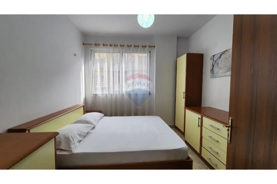 Tirane, shitet apartament 1+1 , 64 m² 89.000 € 