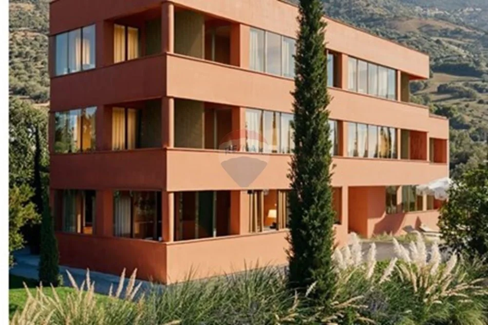 Vlore, shitet hotel , 1.460 m² 