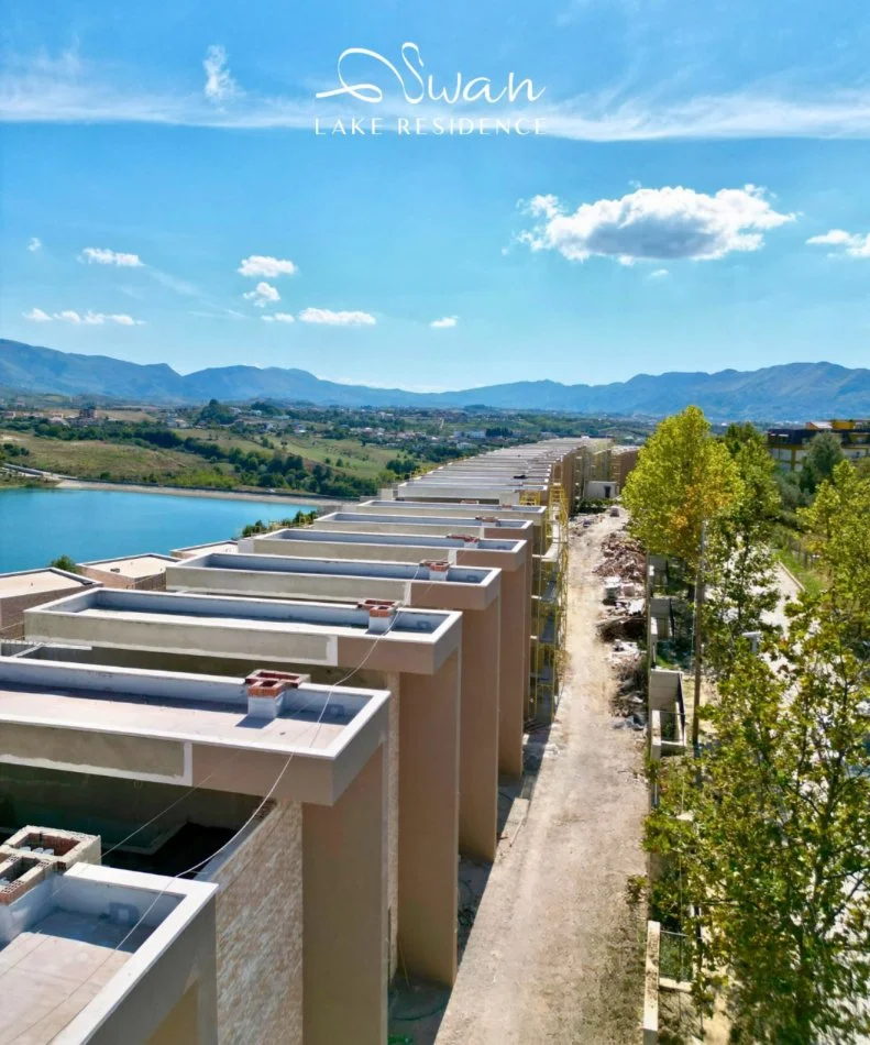 Tirane, shitet Vile 2 Katshe , 191 m² 450.000 € (SWAN LAKE RESIDENCE , Farke)