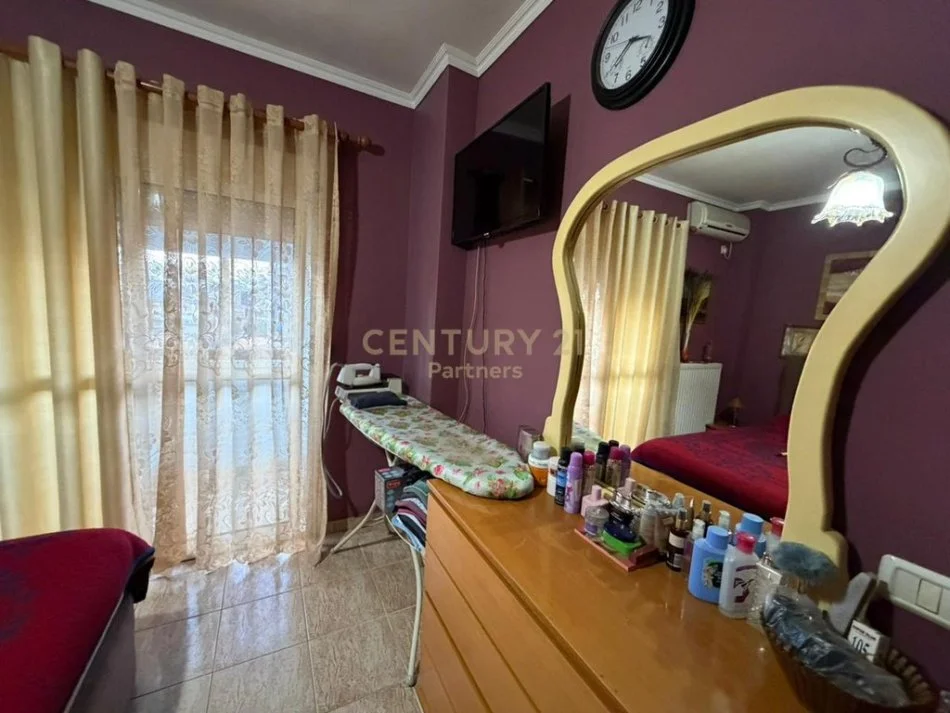 Tirane, shitet apartament 2+1 Kati 7, 97 m² 213.000 € (Rruga Frosina Plaku)