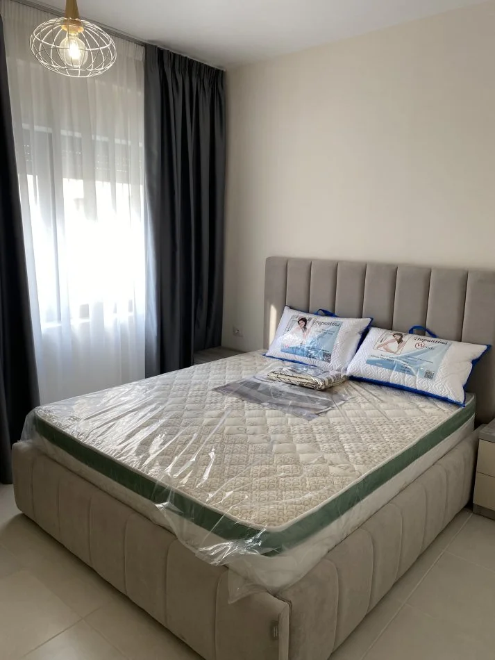 Tirane, Kodra e Diellit 2 QERA 1+1+Parking Kati 4, 65 m² 50.000 Lek (Kodra e Diellit)