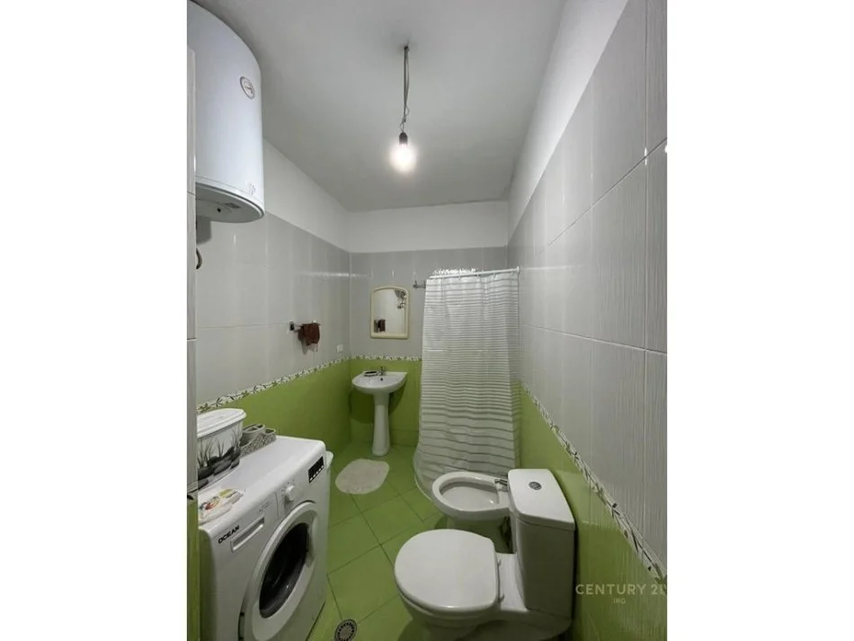 Tirane, jepet me qera apartament 2+1 Kati 7, 101 m² 550 € (Astir)
