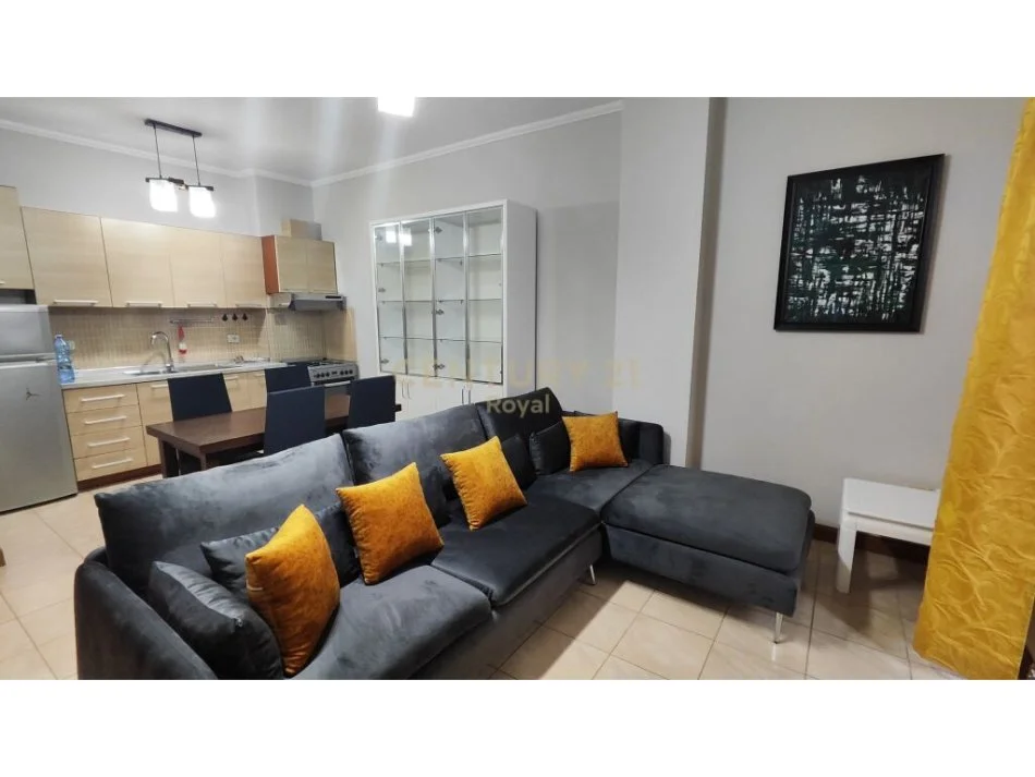 Tirane, jepet me qera apartament 1+1 Kati 2, 60 m² 550 € (Gjimnazi Sami Frasheri)