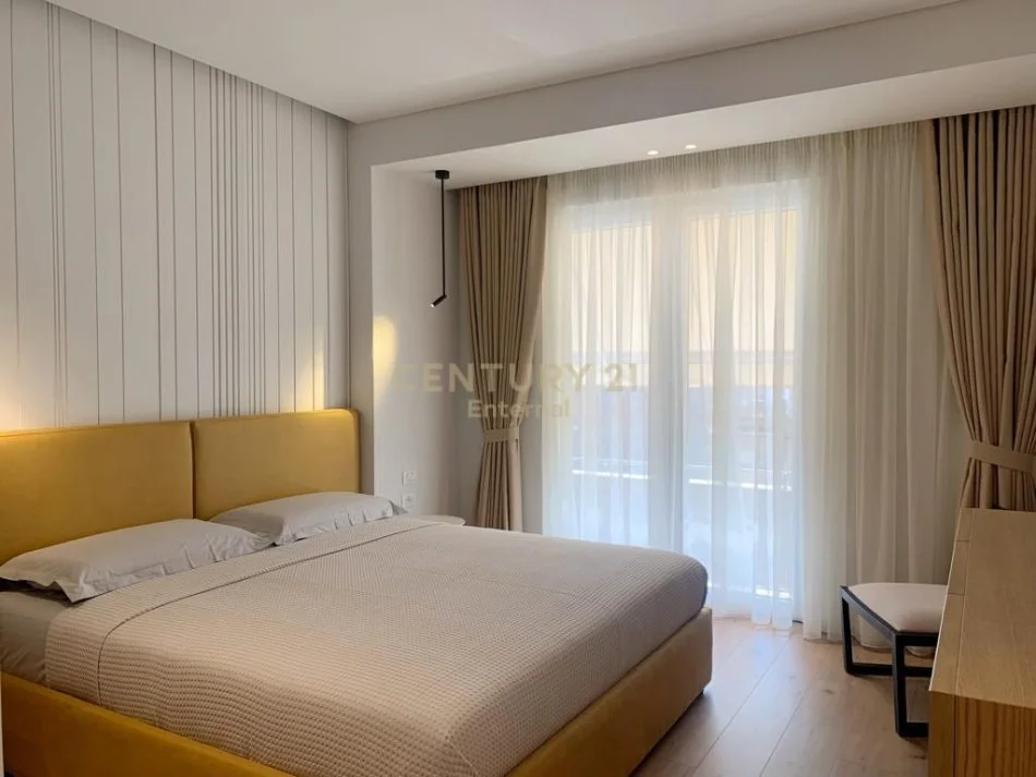 Tirane, jepet me qera apartament 2+1 Kati 6, 97 m² 900 € (Myslym Shyri)