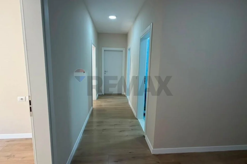 Shqiperi, shitet apartament 2+1 Kati 6, 100 m² 183.000 € (Don Bosko)