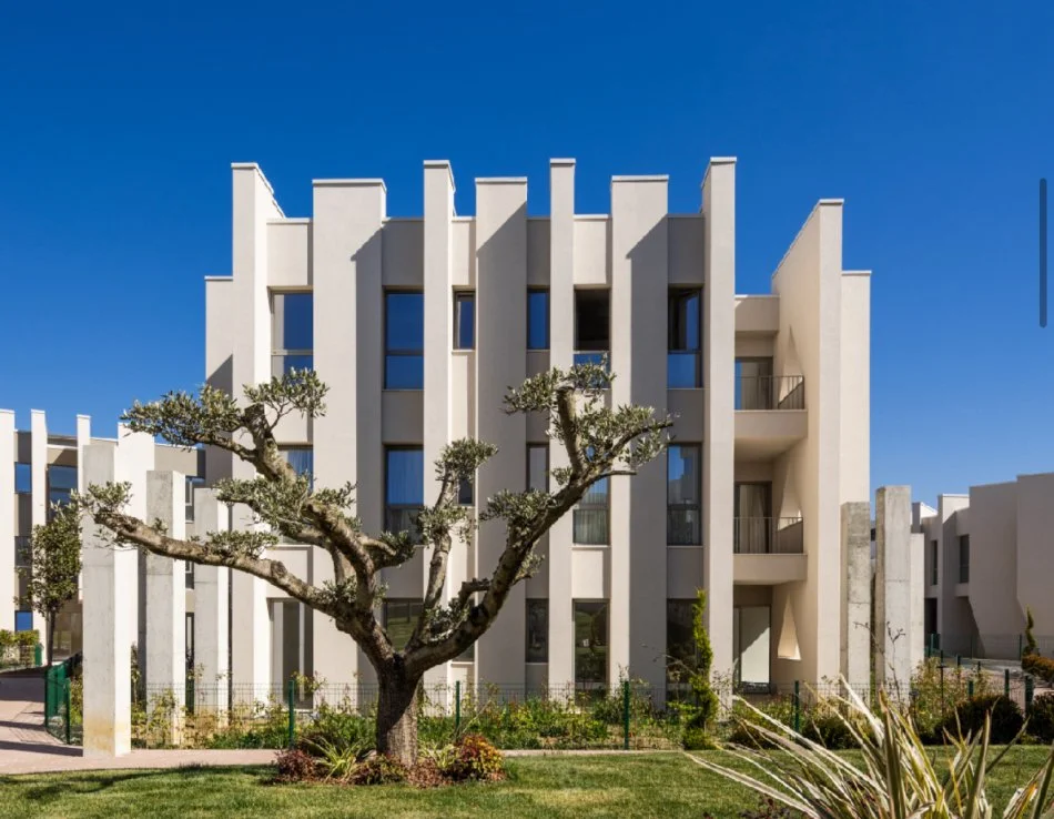 Tirane, shitet apartament 2+1+Ballkon Kati 2, 117 m² 300.000 € (Liqeni i Tiranes)