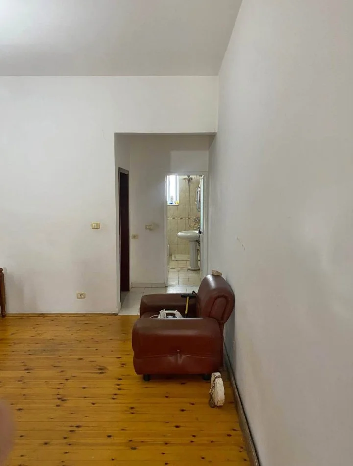 Tirane, jepet me qera 1+1+Aneks+Ballkon Kati 2, 65 m² 280 € (Kodra Priftit)