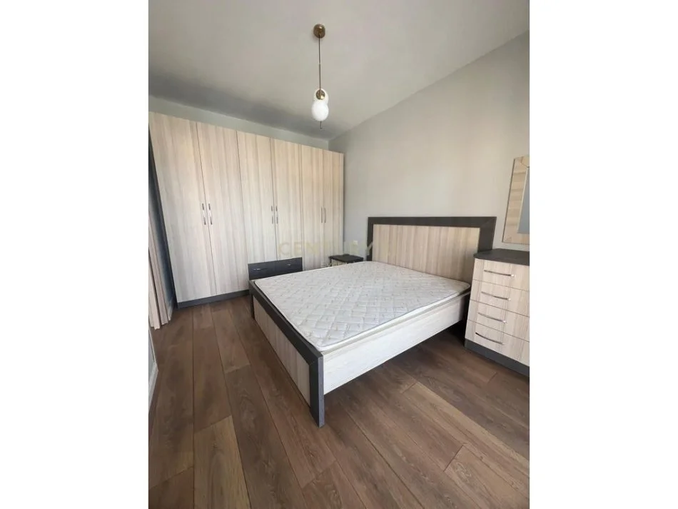 Tirane, shitet apartament 1+1+Ballkon Kati 5, 58 m² 92.000 € 