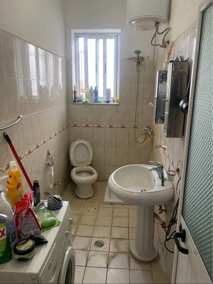 Tirane, jepet me qera 1+1+Aneks+Ballkon Kati 2, 65 m² 280 € (Kodra Priftit)