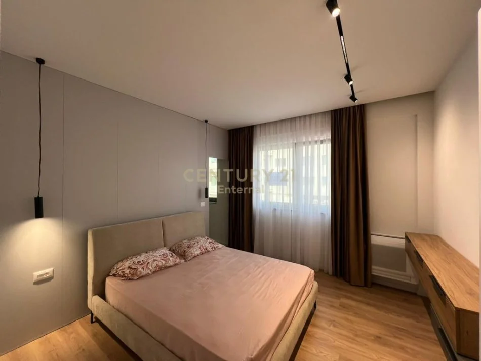 Tirane, shitet apartament 2+1 Kati 4, 125 m² 265.000 € (Fusha Aviacionit)