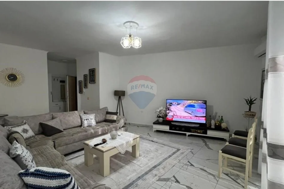 Tirane, shitet apartament 2+1 Kati 1, 105 m² 150.000 € 