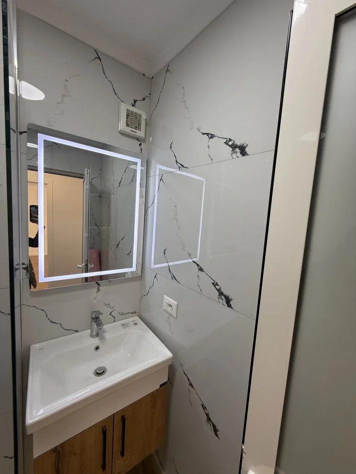 Tirane, shes apartament 1+1 Kati 3, 42 m² 135.000 € 