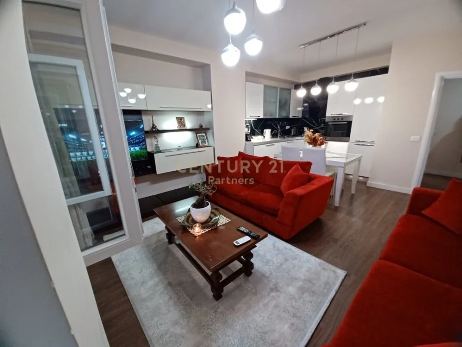 Tirane, shitet apartament 2+1+Ballkon Kati 5, 95 m² 205.000 € 