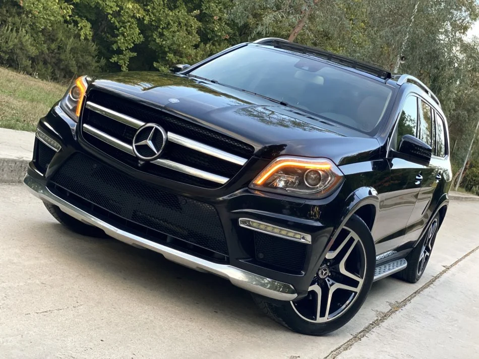 Tirane, shes makine Gl Bluetec Nafte, e zeze automatik Klima 200.000 €