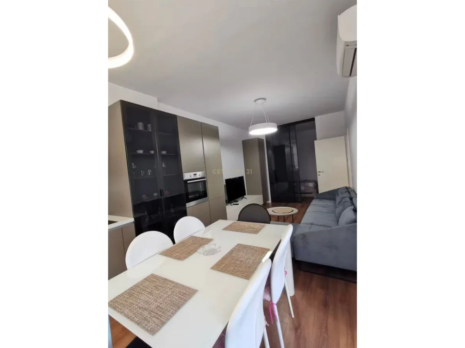 Vlore, shitet apartament 2+1 Kati 3, 60 m² 165.000 € 