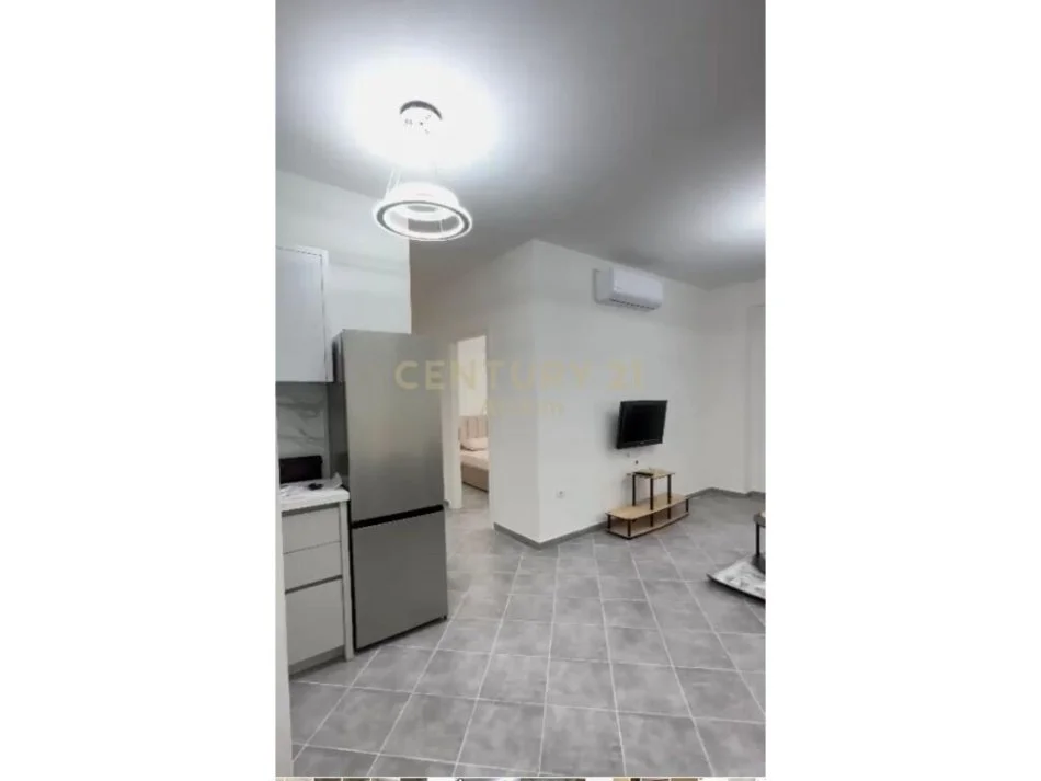 Tirane, jepet me qera apartament 2+1 Kati 7, 93 m² 750 € (Hipoteka)