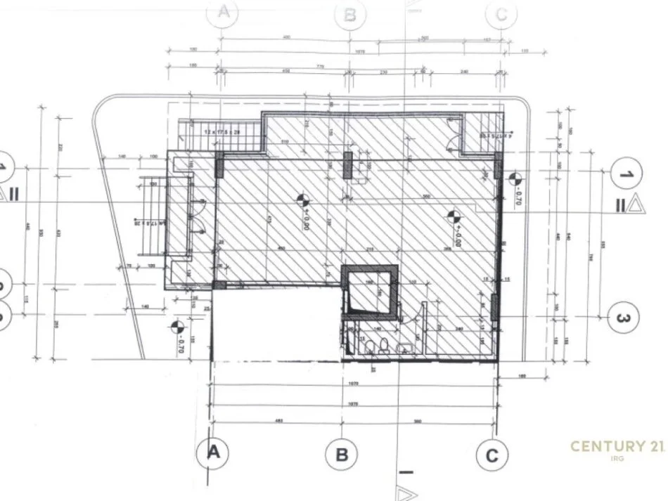 Tirane, jepet me qera ambjent biznesi Kati 1, 89 m² 1.200 € (Shkolla Arben Broci)