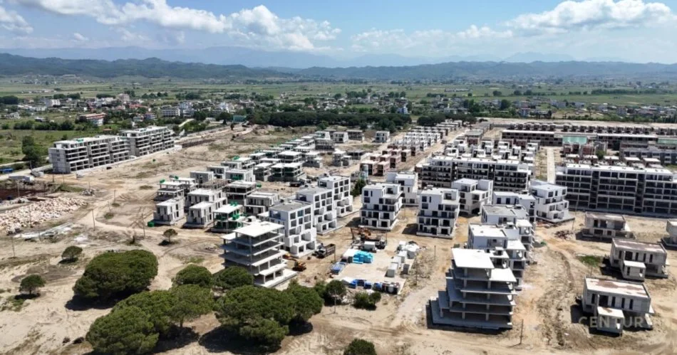 Durres, shitet 1+1+Ballkon Kati 4, 75 m² 
