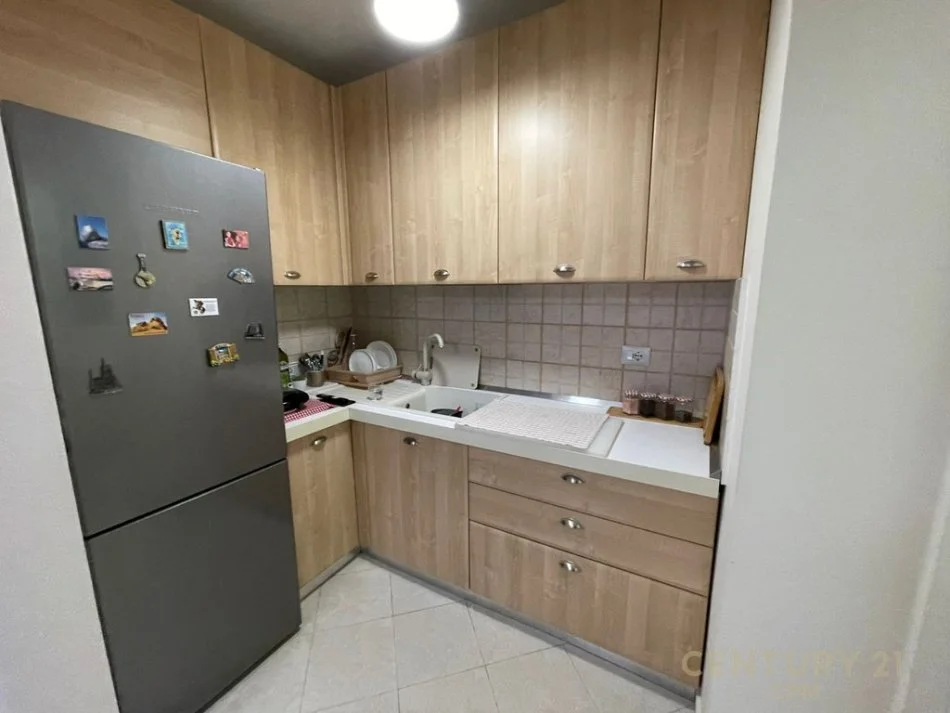 Tirane, shitet apartament 1+1 Kati 4, 54 m² 84.000 € 