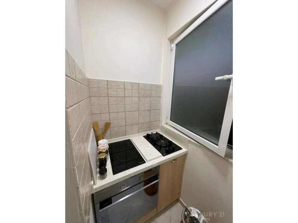 Tirane, shitet apartament 1+1 Kati 4, 54 m² 84.000 € 