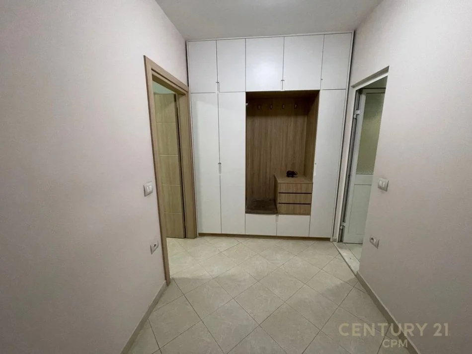 Tirane, shitet apartament 1+1 Kati 4, 54 m² 84.000 € 