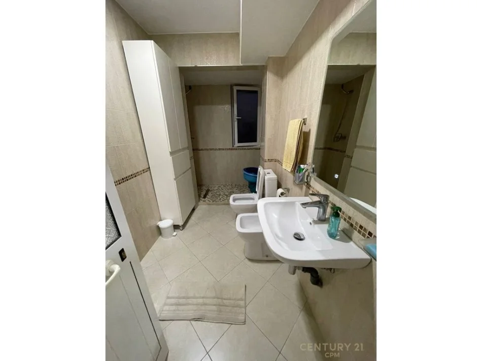 Tirane, shitet apartament 1+1 Kati 4, 54 m² 84.000 € 