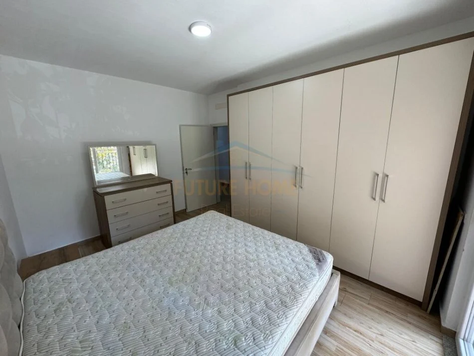Tirane, shitet apartament 1+1+Ballkon Kati 1, 85 m² 145.000 € (5 Maj)