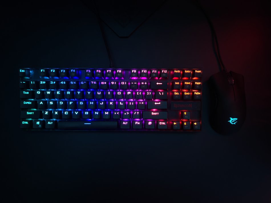 Tirane, shes Kompjuter+Monitor Gaming PC Setup