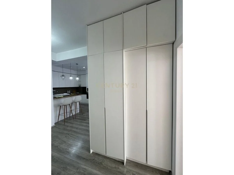 Tirane, shitet apartament 2+1+Ballkon Kati 2, 115 m² 220.000 € 
