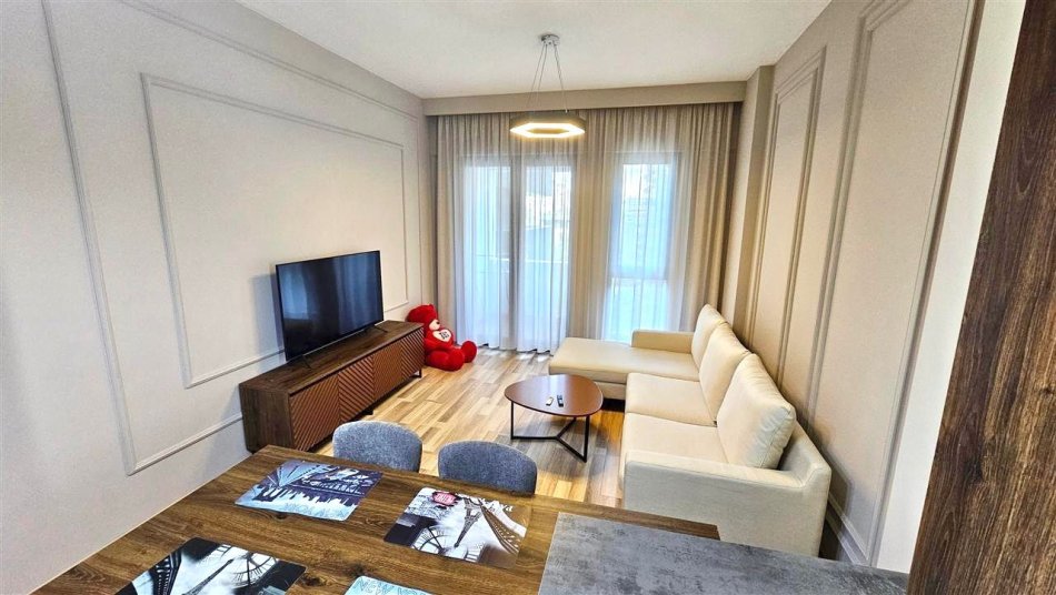 Jepet me Qera:1+1📍Square 21 (Rruga e Kavajes) - 690€ -  Kt.5 - Sp.75m² || Pllt.2022 - I Investuar ne Detaje🔥