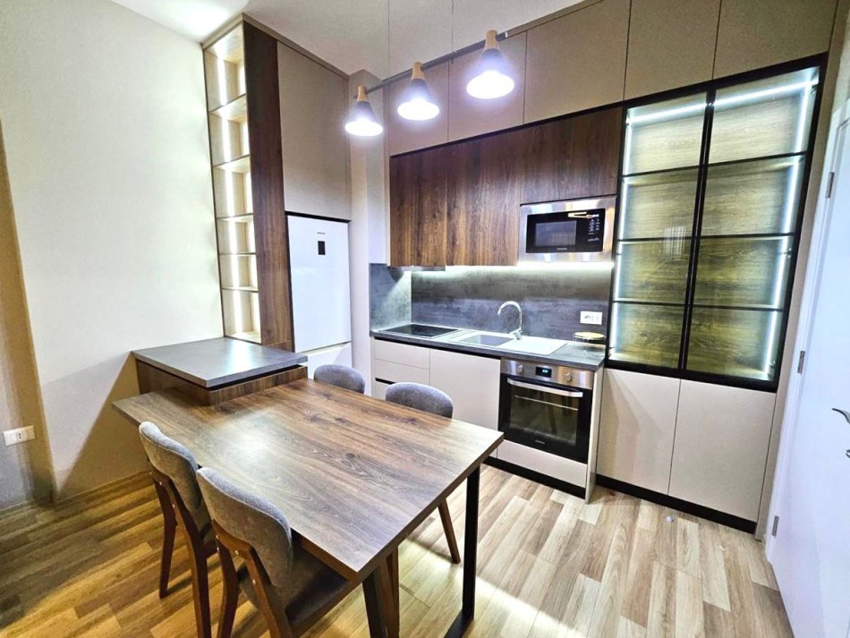 Jepet me Qera:1+1📍Square 21 (Rruga e Kavajes) - 690€ -  Kt.5 - Sp.75m² || Pllt.2022 - I Investuar ne Detaje🔥