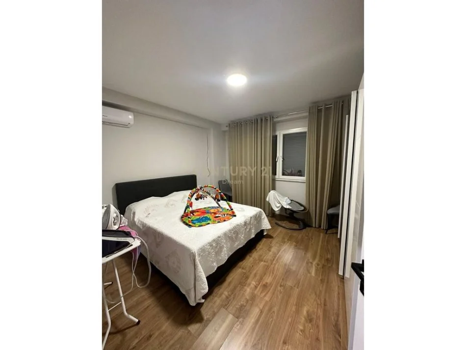 Tirane, shitet apartament 2+1+Ballkon Kati 4, 96 m² 220.000 € 