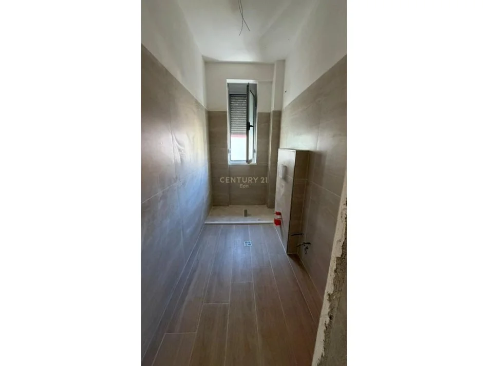 Durres, shitet apartament 1+1 Kati 4, 60 m² 73.000 € (Golem)