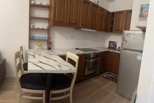 Tirane, jap me qera apartament 1+1+BLK Kati 7, 60 m² 35000 Leke (Mangalem)