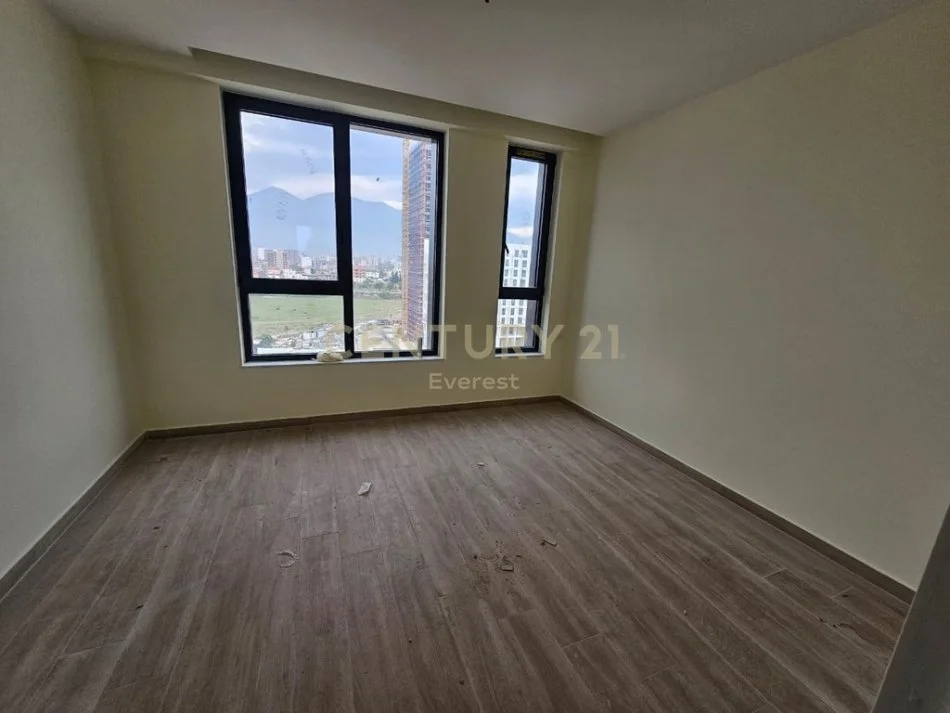 Tirane, shitet apartament 3+1+Aneks+Ballkon Kati 8, 134 m² 262.000 € (Bulevardi i Ri)