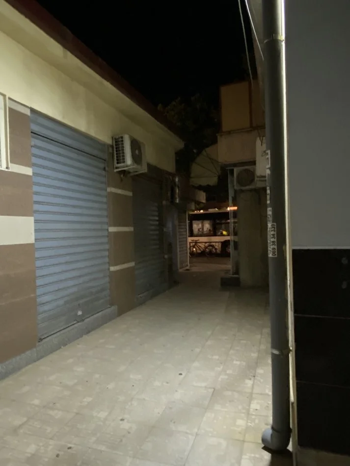 Tirane, jepet me qera ambjent biznesi Kati 0, 7 m² 211 € (Rruga e Durresit)