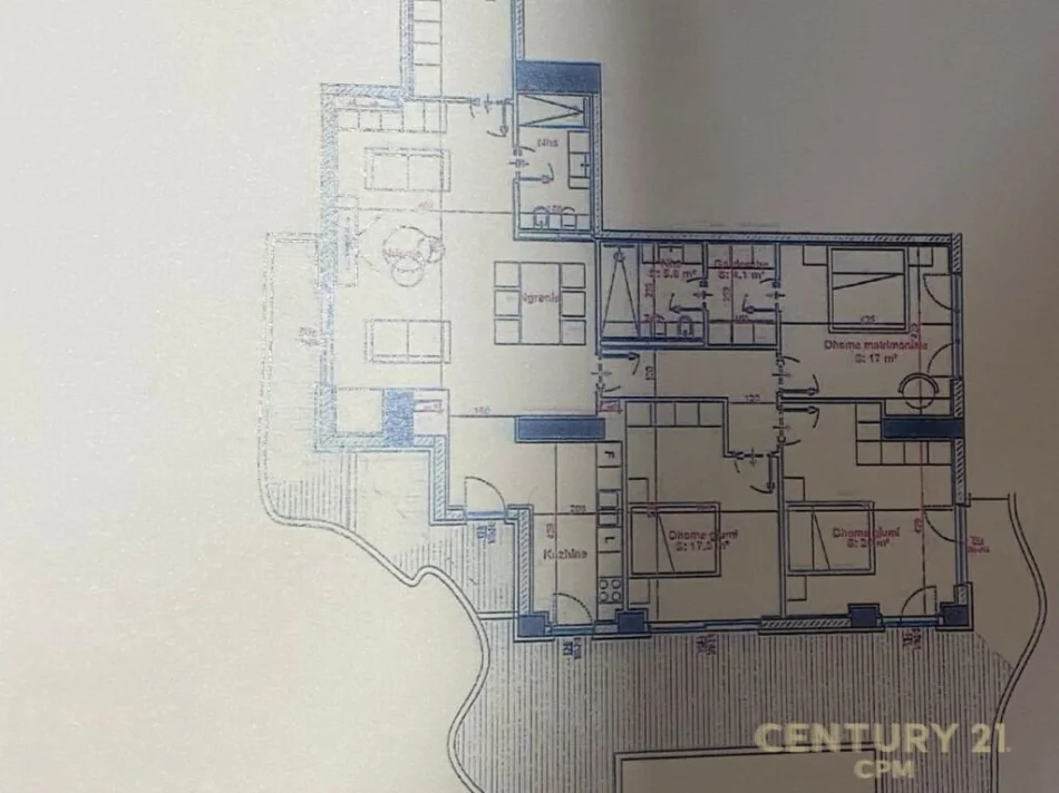 Tirane, jepet me qera zyre Kati 5, 270 m² 4.500 € (Lion Park)