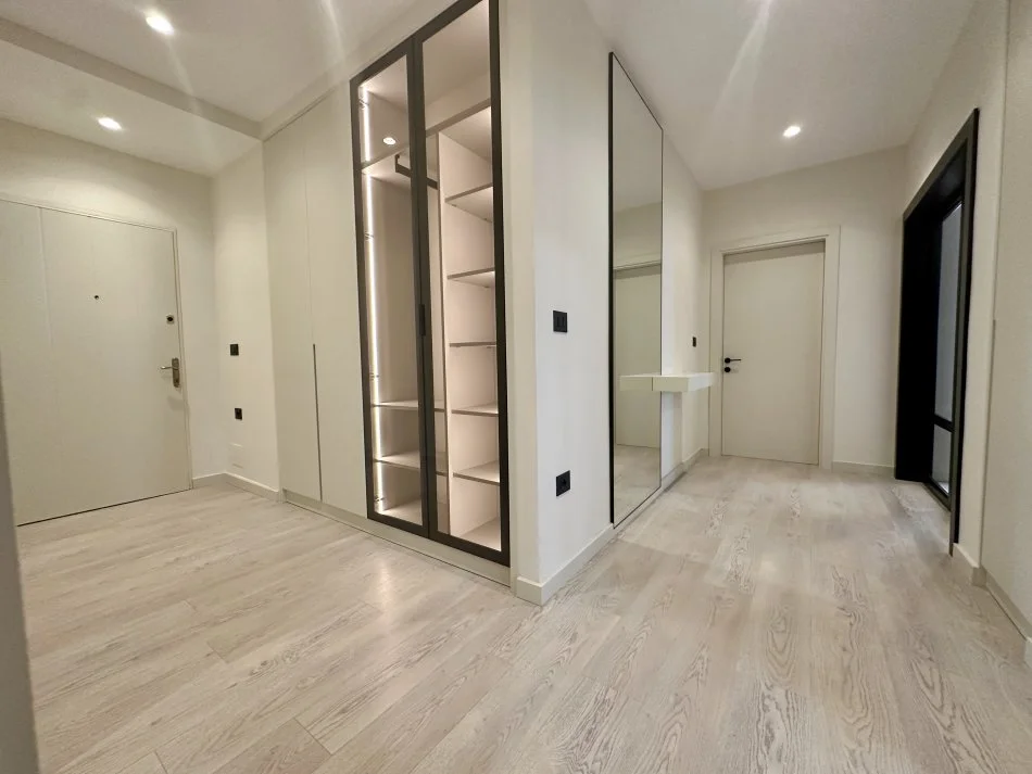 Tirane, 2+1 Kati 8, 103 m² 272.500 €