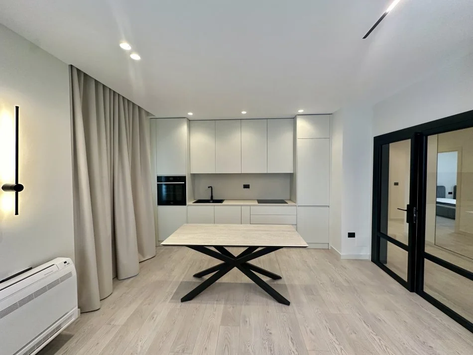 Tirane, 2+1 Kati 8, 103 m² 272.500 €